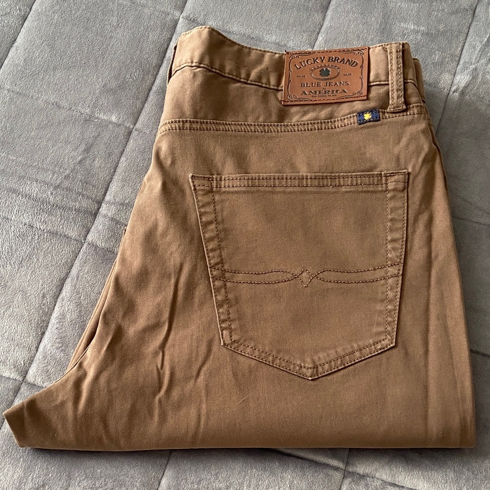 Lucky Brand Men's dark tan/light brown soft jeans, waist 36